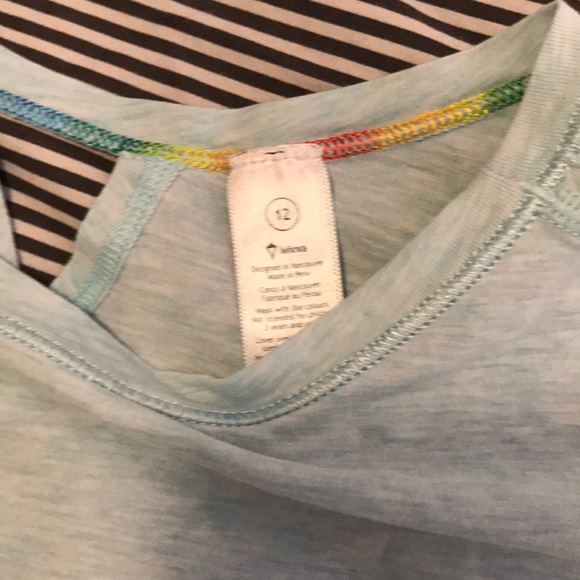 Ivivva Tshirt - Picture 2 of 3